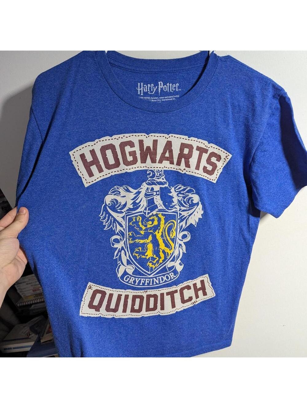 Harry Potter Hogwarts Gryffindor Quidditch T-Shirt